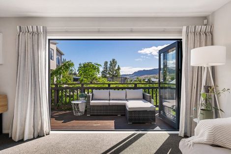 Photo of property in 71 Stratford Drive, Mount Pisa, Cromwell, 9383