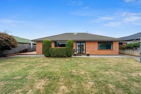 Photo of property in 83 Sandwich Road, St Andrews, Hamilton, 3200