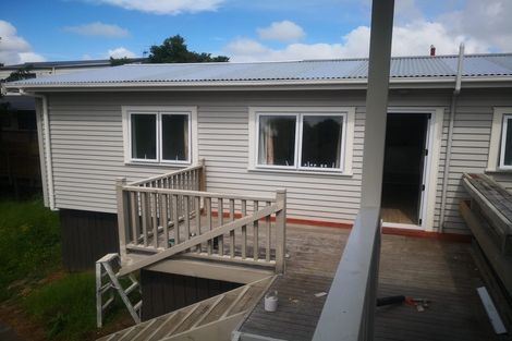 Photo of property in 1020 Great North Road, Point Chevalier, Auckland, 1022