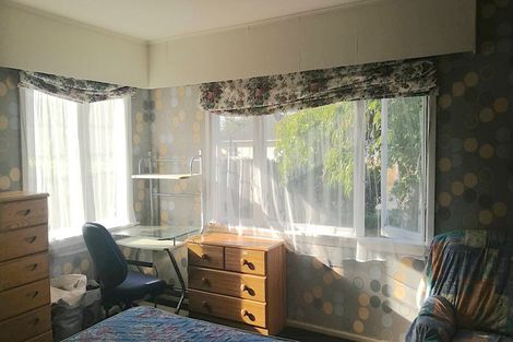 Photo of property in 77 Hoani Street, Northcote, Christchurch, 8052