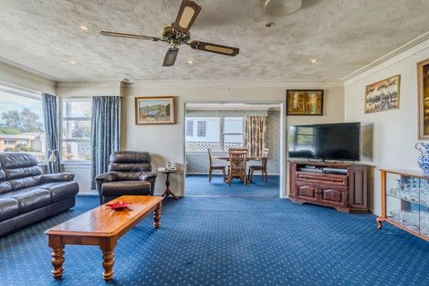 Photo of property in 70 Tiverton Street, Palmerston, 9430