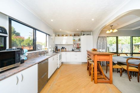 Photo of property in 1 Nuku Street, Tangimoana, 4822