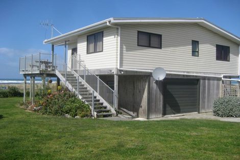 Photo of property in 75b Akitio Esplanade, Akitio, Pongaroa, 4991