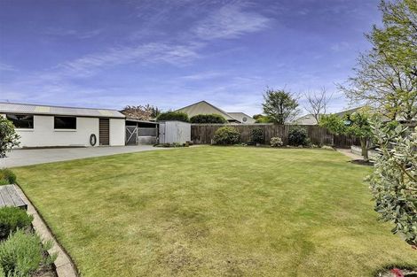Photo of property in 10a Tamarisk Place, Parklands, Christchurch, 8083