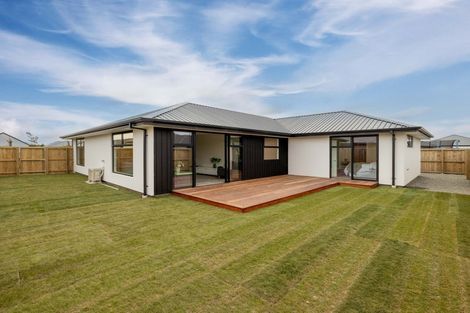 Photo of property in 118 Northmoor Boulevard, Rolleston, 7615