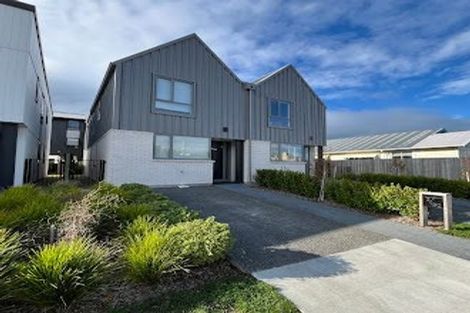 Photo of property in 2/130 Richmond Street, Petone, Lower Hutt, 5012