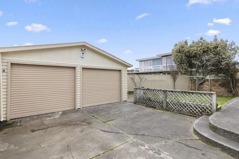 Photo of property in 162 Kings Crescent, Hutt Central, Lower Hutt, 5010