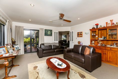 Photo of property in 19a Shelter Grove, Frankleigh Park, New Plymouth, 4310