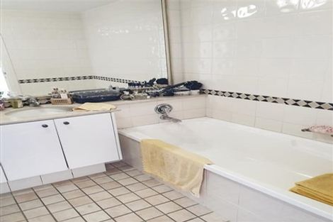 Photo of property in Ascot Apartments, 704/8 Middleton Road, Remuera, Auckland, 1050