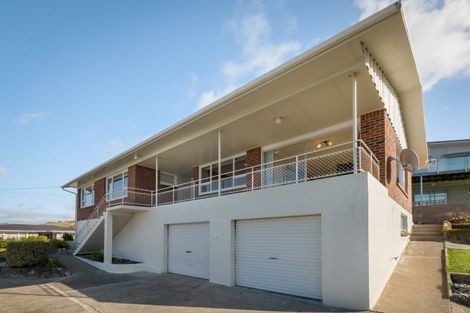 Photo of property in 28 Fyfe Road, Waihi Beach, 3611
