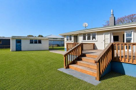 Photo of property in 12 Ropata Street, Kaiti, Gisborne, 4010