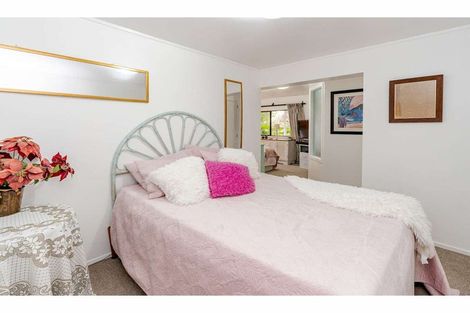 Photo of property in 87 Doves Bay Road, Kerikeri, 0294