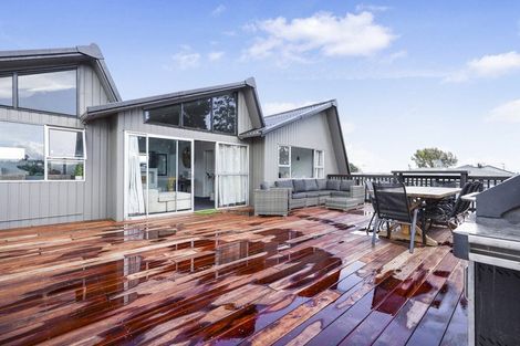 Photo of property in 16 Shelley Jane Place, Dinsdale, Hamilton, 3204