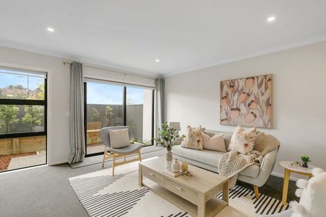 Photo of property in 17 Karearea Avenue, Kenepuru, Porirua, 5022