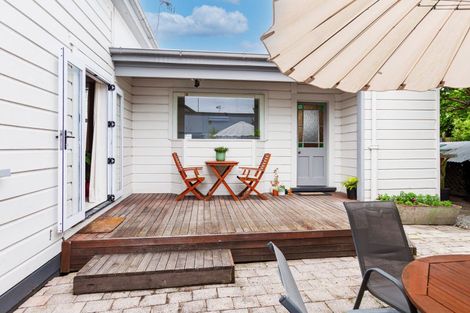 Photo of property in 149 Wellesley Road, Napier South, Napier, 4110