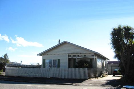 Photo of property in 27 Nelson Street, Greymouth, 7805