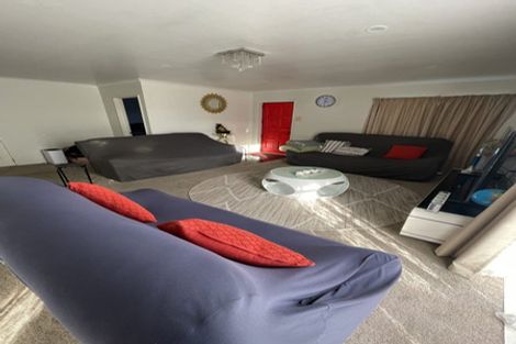 Photo of property in 13 Reyland Close, Weymouth, Auckland, 2103