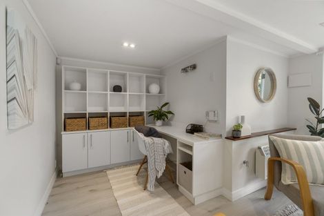 Photo of property in 1 St Leonards Road, Devonport, Auckland, 0624