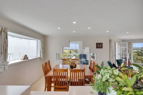 Photo of property in 6 Scott Street, Moturoa, New Plymouth, 4310