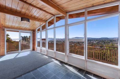 Photo of property in 25 Russell Crescent, Western Heights, Rotorua, 3015