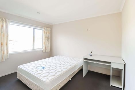 Photo of property in 11 Greenstone Place, Aotea, Porirua, 5024