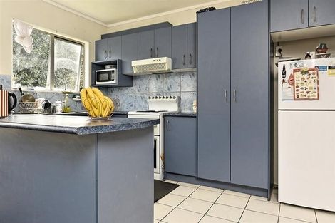 Photo of property in 2/52 Te Kanawa Crescent, Henderson, Auckland, 0610
