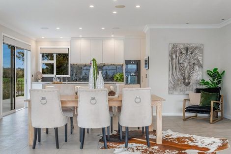 Photo of property in 4 Parlane Drive, Huapai, Kumeu, 0810