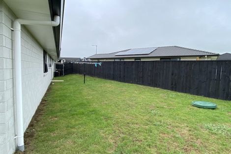 Photo of property in 19 Tahuna Minhinnick Drive, Glenbrook, Waiuku, 2681