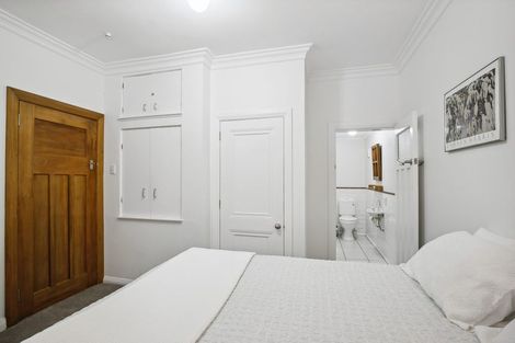 Photo of property in 14b Glenmore Street, Thorndon, Wellington, 6011