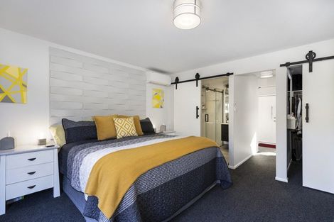 Photo of property in 15 Beach Road, Waikawa, Picton, 7220