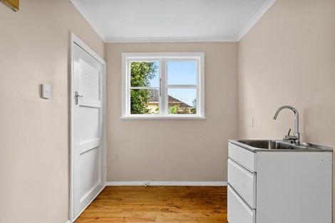 Photo of property in 16 Manchester Street, Patea, 4520