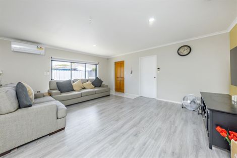 Photo of property in 12d Princess Street, Takanini, 2112