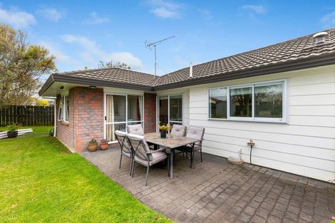 Photo of property in 166 Queen Street, Waiuku, 2123