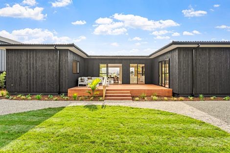 Photo of property in 67a Sandpiper Avenue, Point Wells, 0986