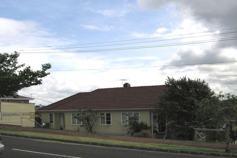 Photo of property in 3 Berridge Avenue, Point Chevalier, Auckland, 1022