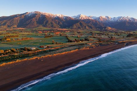 Photo of property in 44 Beach Road, Kaikoura Flat, Kaikoura, 7371