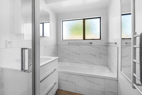 Photo of property in 18 Sabys Road, Halswell, Christchurch, 8025