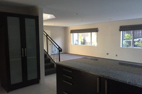Photo of property in 9 Seresin Crescent, Flat Bush, Auckland, 2016