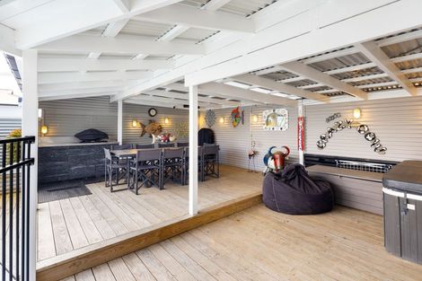 Photo of property in 104 Forest Lake Road, Forest Lake, Hamilton, 3200