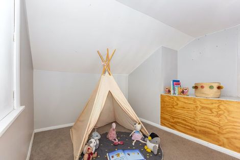 Photo of property in 254 Muritai Road, Eastbourne, Lower Hutt, 5013