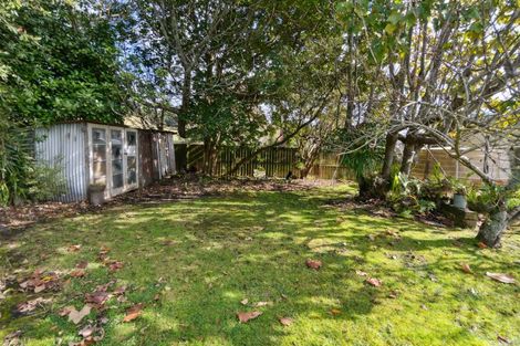 Photo of property in 18 Bertram Road, Kawakawa Bay, 2585