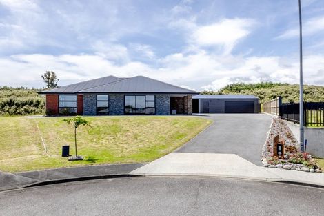 Photo of property in 31 Racecourse Terrace Rise, Hokitika, 7882