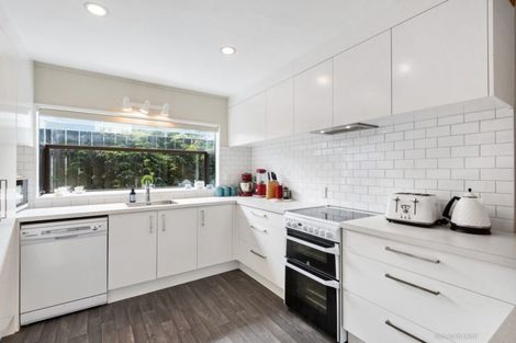 Photo of property in 3b Buller Grove, Naenae, Lower Hutt, 5011