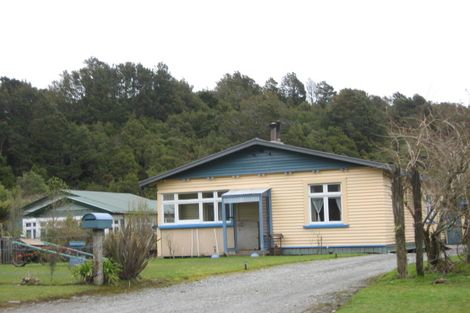 Photo of property in 43 Herd Street, Dunollie, Runanga, 7803