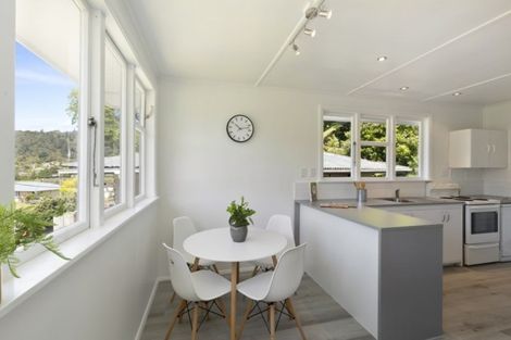 Photo of property in 47 Bird Grove, Stokes Valley, Lower Hutt, 5019