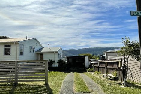 Photo of property in 94 Jamaica Drive, Grenada North, Wellington, 5028