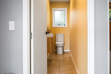 Photo of property in 43 Cable Bay Block Road, Cable Bay, 0420