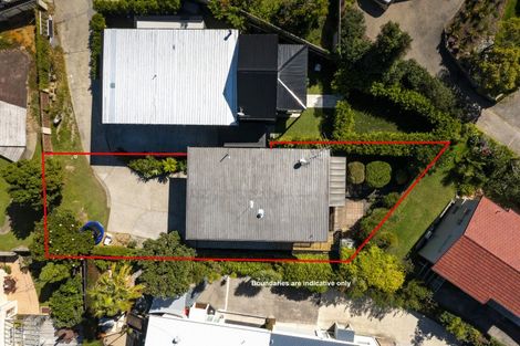 Photo of property in 2/31 Amante Crescent, Mairangi Bay, Auckland, 0630