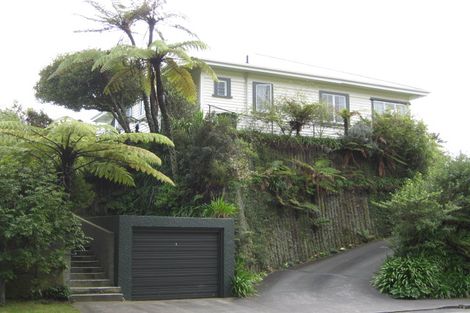 Photo of property in 9 Fillis Street, New Plymouth, 4310