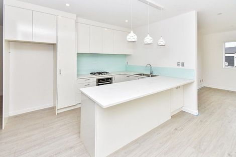 Photo of property in 27 Koroheke Road, Takanini, 2110